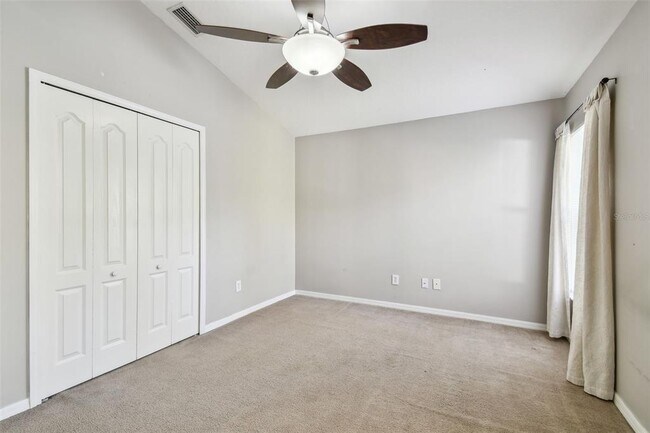 Building Photo - 15807 Leatherleaf Ln