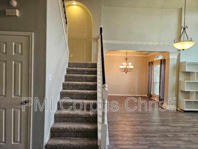 Building Photo - 5107 High Bank Dr