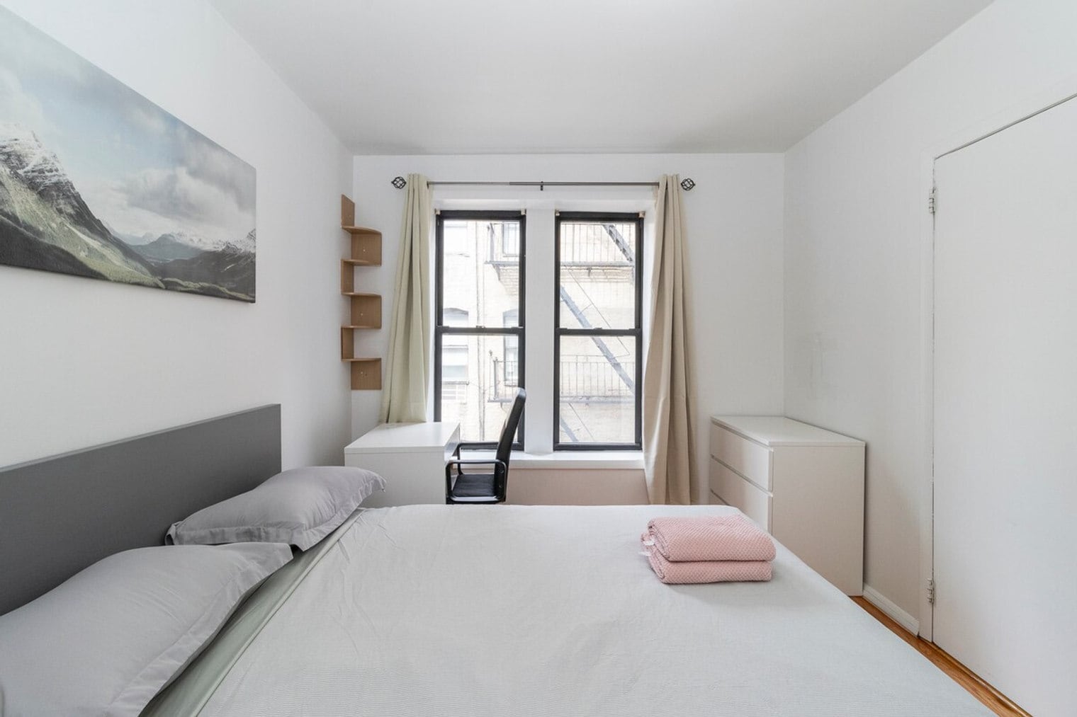 Building Photo - 1819d 2nd Ave