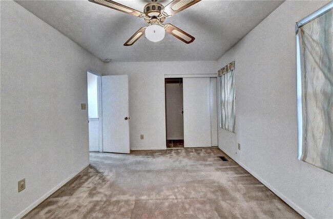 Building Photo - 3241 Shadow Walk Ln