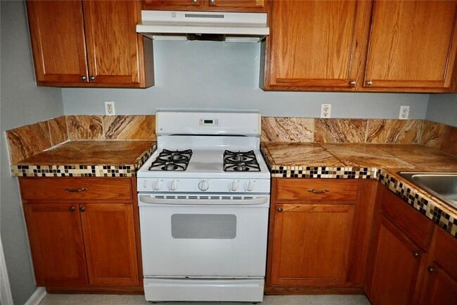 Building Photo - 1563 Rachel's Ridge NW