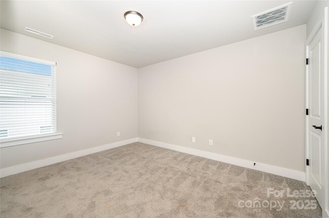 Building Photo - 4118 Salient St