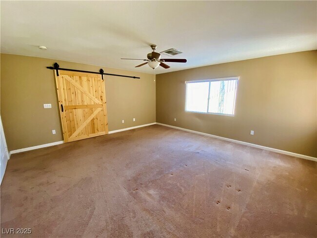 Building Photo - 258 Rusty Plank Ave