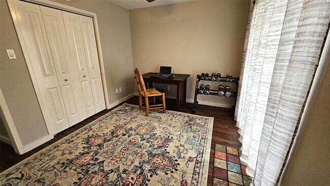 Building Photo - 3025 Walnut Bend Ln