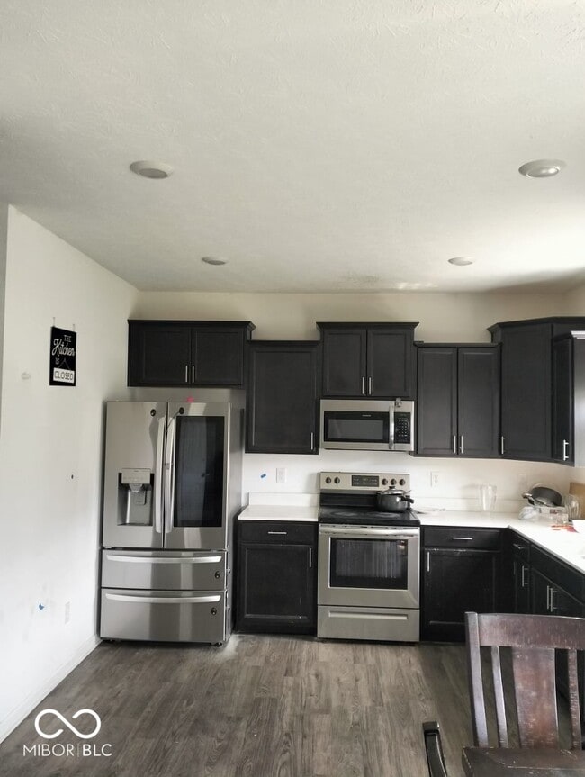 Building Photo - 1223 Saticoy Ct