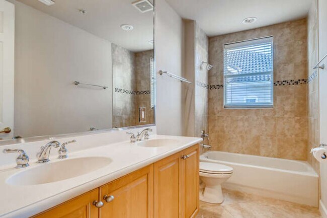 Building Photo - Vizcaya Heights Condos