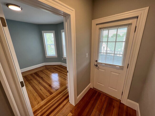 Primary Photo - Porter Square Closest train = Porter Squar...