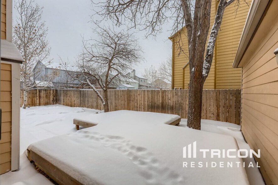 Building Photo - 19897 E Brown Pl