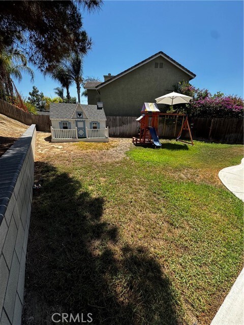 Building Photo - 817 Pathfinder Way