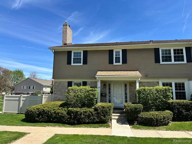 Primary Photo - 20828 W Glen Haven Cir