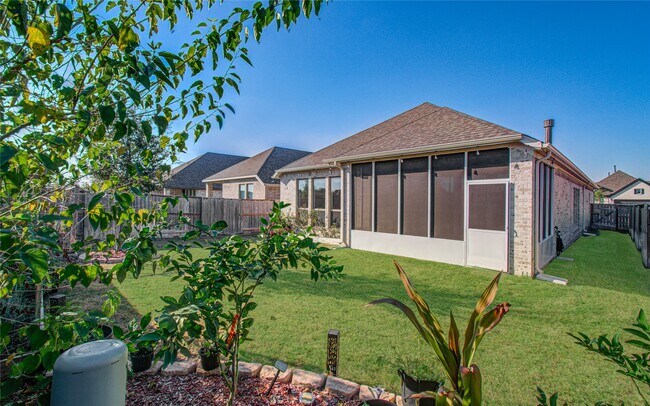 Building Photo - 5030 Morrison Dr