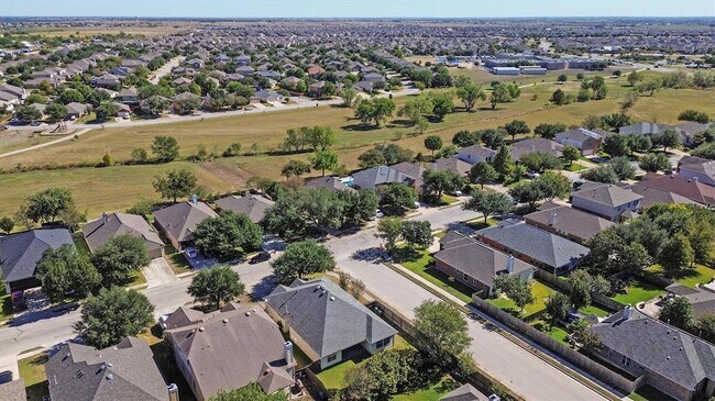 Building Photo - 3300 Winding Shore Ln