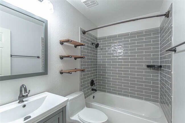 Building Photo - 13400 Caballero Cove