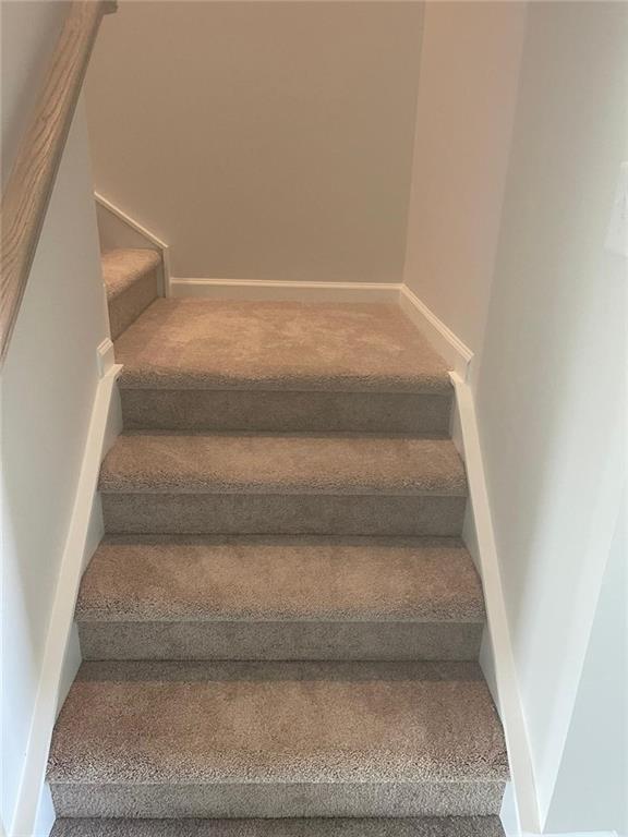 Building Photo - 31111 Morgan Hill Dr SE