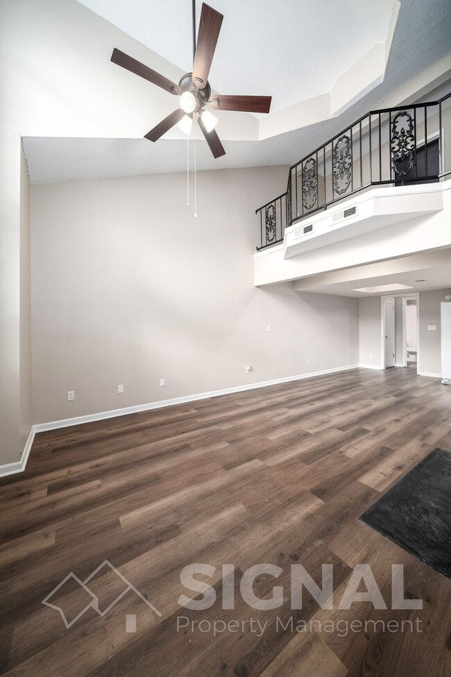 Building Photo - 1223 Magnolia Pl