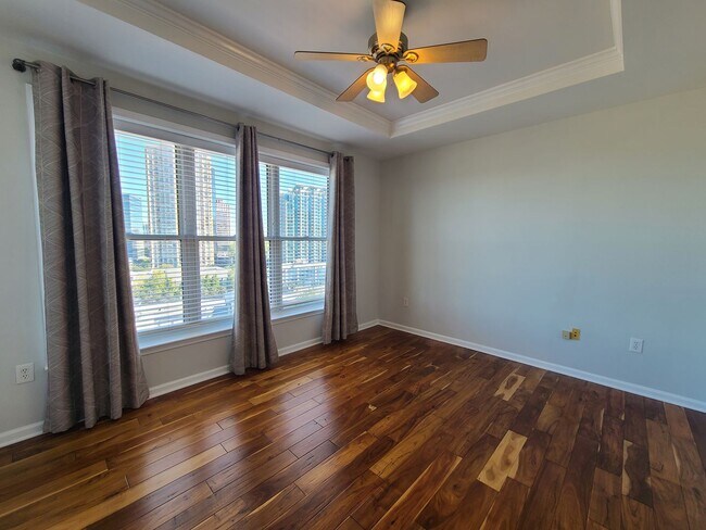 Building Photo - Buckhead - Upgraded Luxury 1 bedroom at Me...