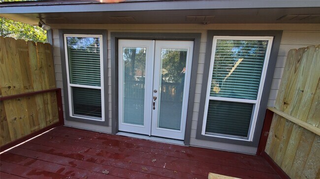 Building Photo - 7 Woody Creek Dr