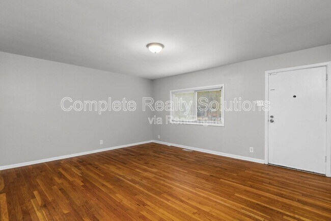 Building Photo - 3429 Ranch Ln