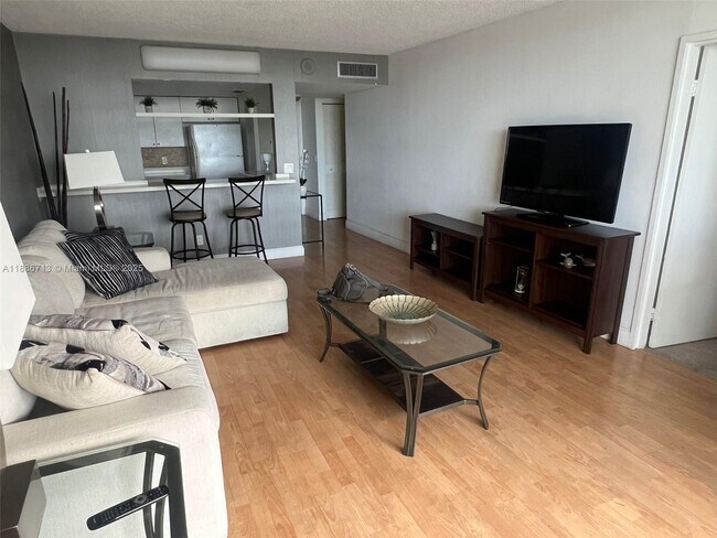 Building Photo - 13499 Biscayne Blvd