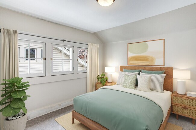 Building Photo - 7716 Lovella Ave