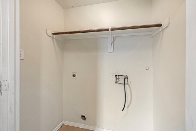 Building Photo - 4515 Perry St