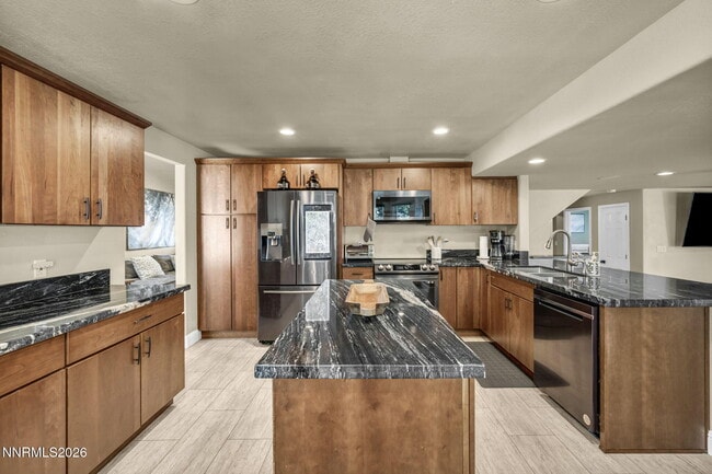 Building Photo - 5045 Pradera St