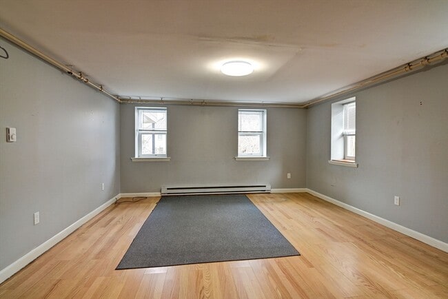 Building Photo - 317 Elmwood Ave