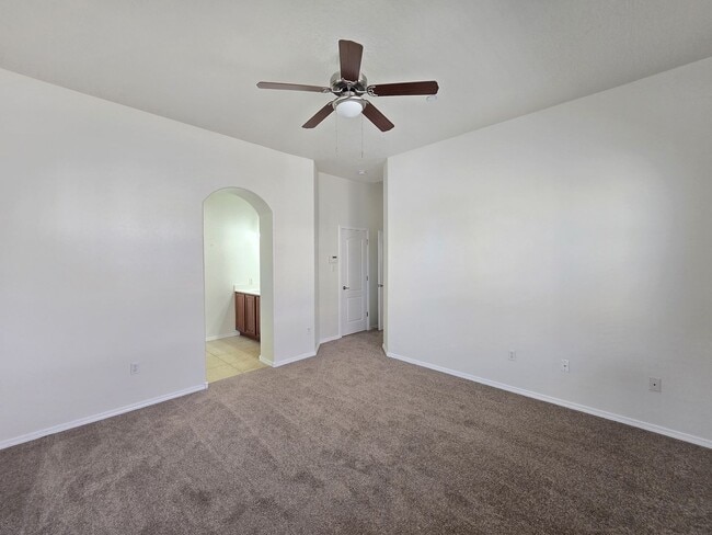 Building Photo - 4512 Santa Elena St