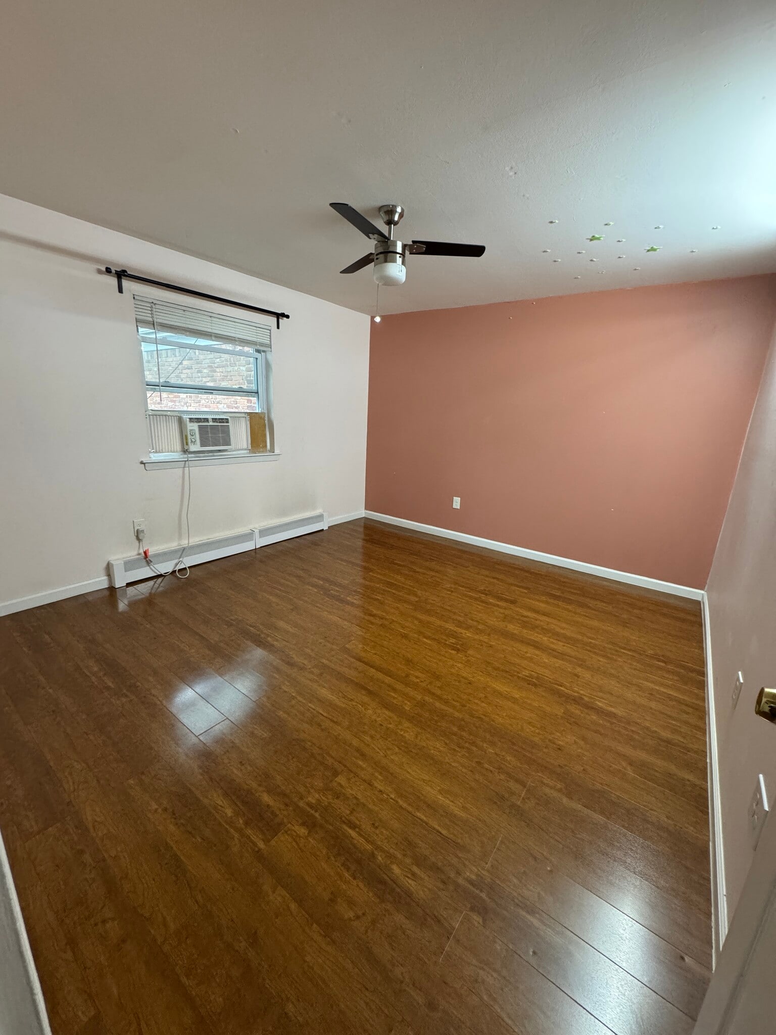 Bedroom 1 - 180 Littleton Rd