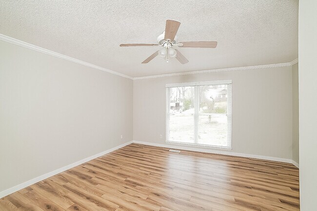 Building Photo - Cozy 3-Bedroom Lewisville Home