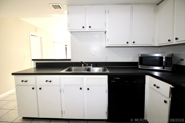 Building Photo - 6287 Scotch Pine Ln