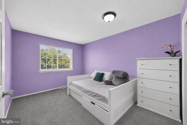 Building Photo - 11 Caraway Ct