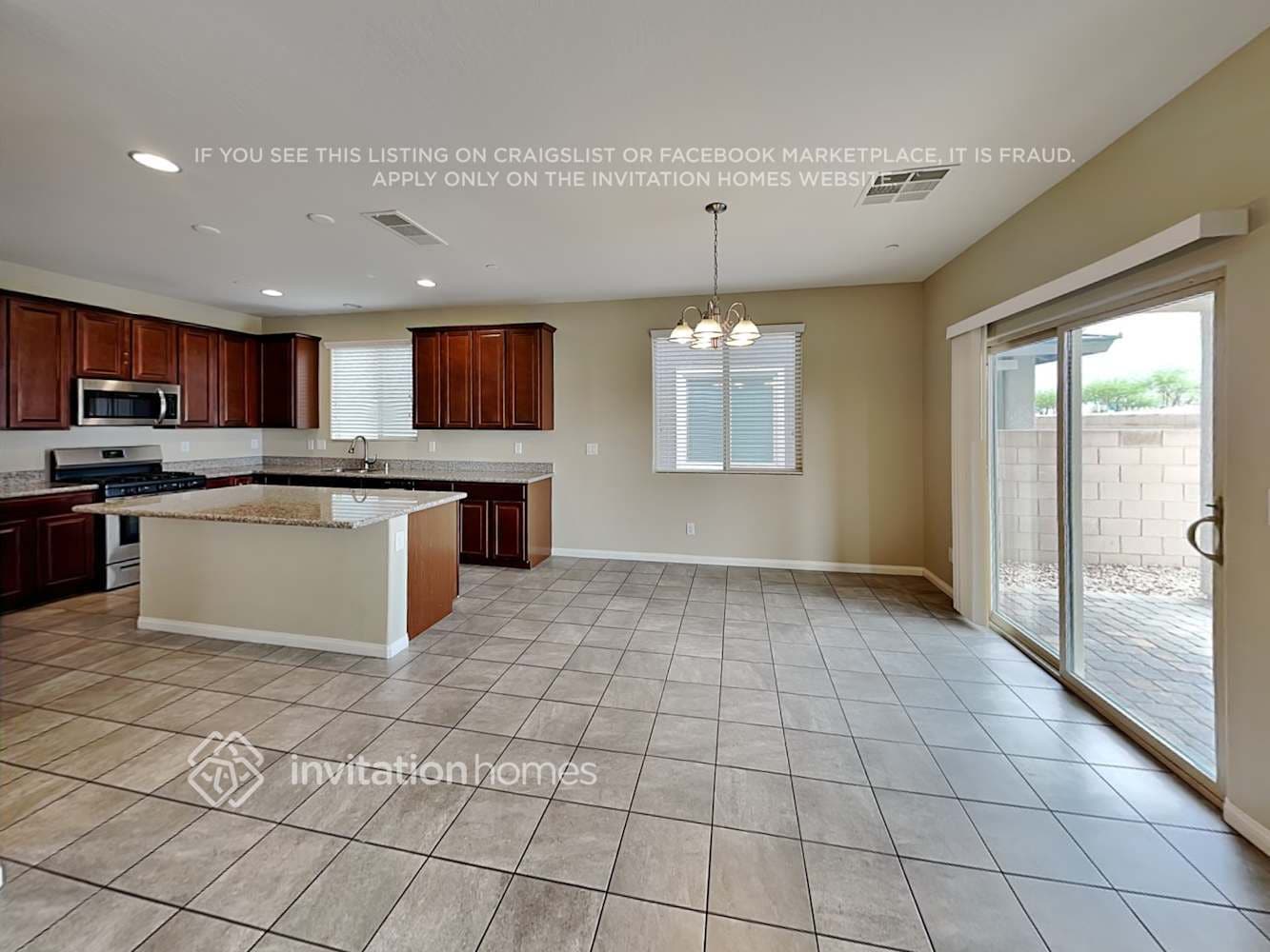 Building Photo - 438 Barcarolle Ln
