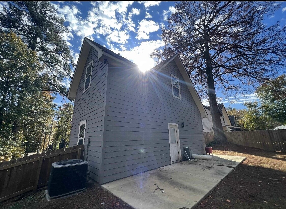 Building Photo - 209 Reel Rd