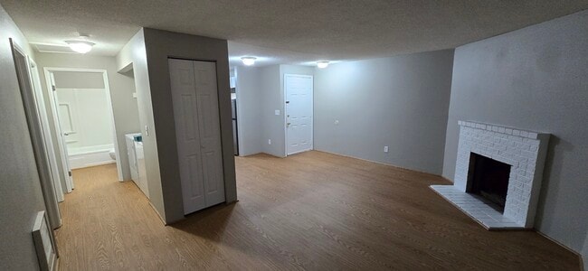 Building Photo - 9830 Southwest Lookout Terrace