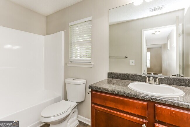 Building Photo - 241 Lossie Ln