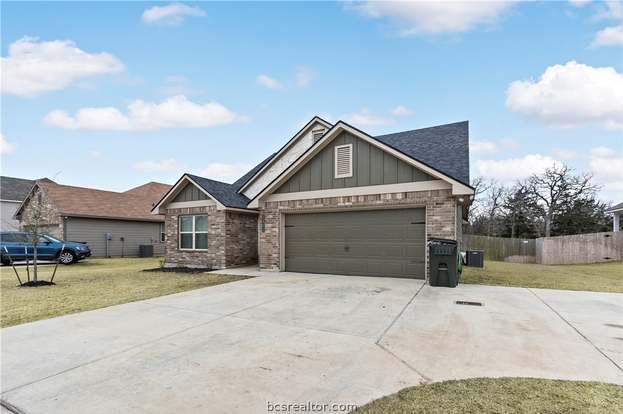 Building Photo - 1462 Kingsgate Dr