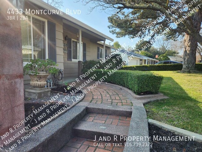 Building Photo - 3 Bedroom in Fair Oaks