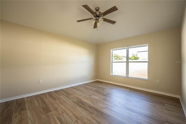 Building Photo - 3998 Rollingsford Cir