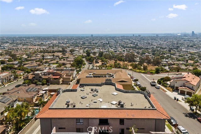 Building Photo - 2270 Stanley Ave