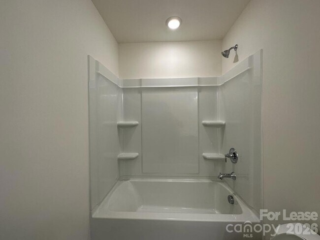 Building Photo - 2897 Yeager Dr NW