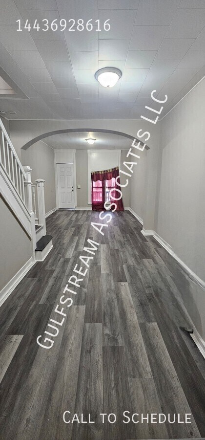 Building Photo - 444 N Robinson St