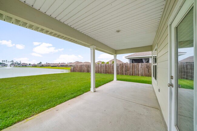 Building Photo - 464 Eagle Lake Wy