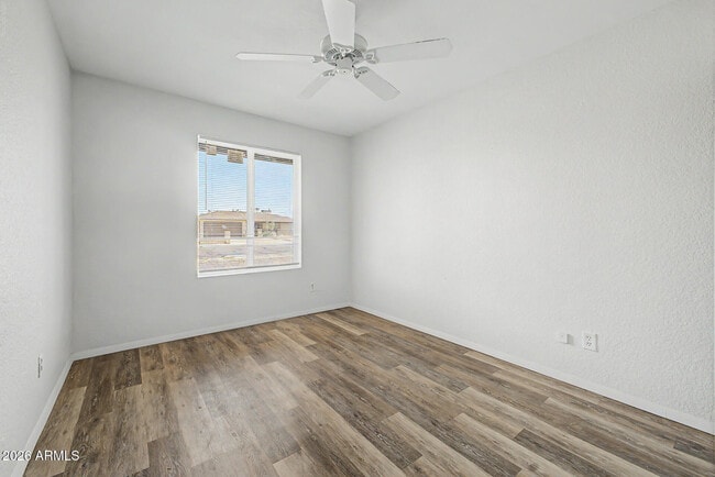 Building Photo - 4047 W Sweetwater Ave