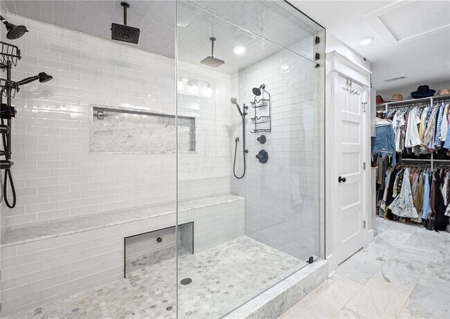 Building Photo - 8175 Main St