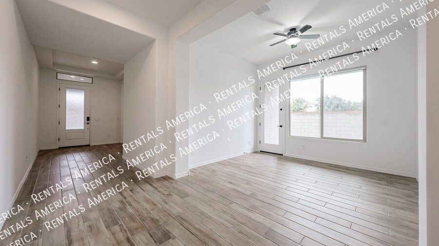 Building Photo - 19060 Rancho Dr