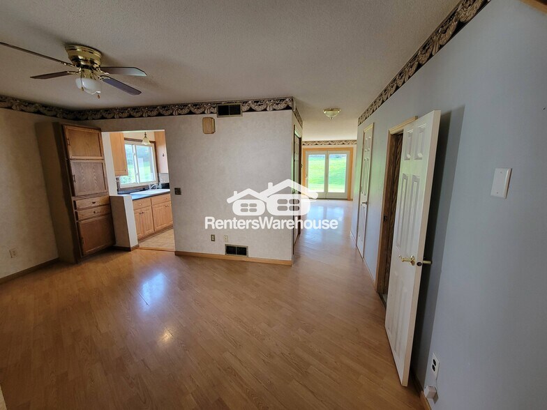 Building Photo - 1331 67th Ln N