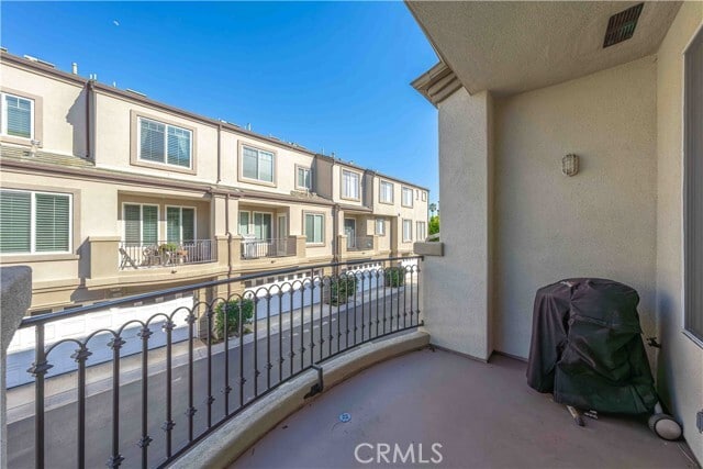 Building Photo - 19271 Surfwave Dr