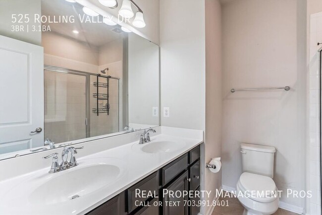 Building Photo - 525 Rolling Valley Dr