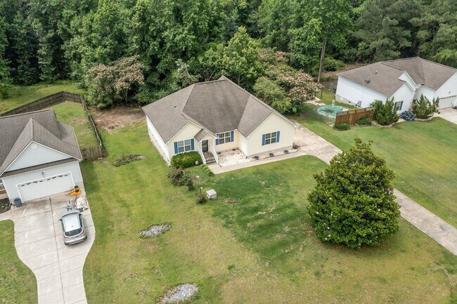 Building Photo - 305 Appaloosa Ct
